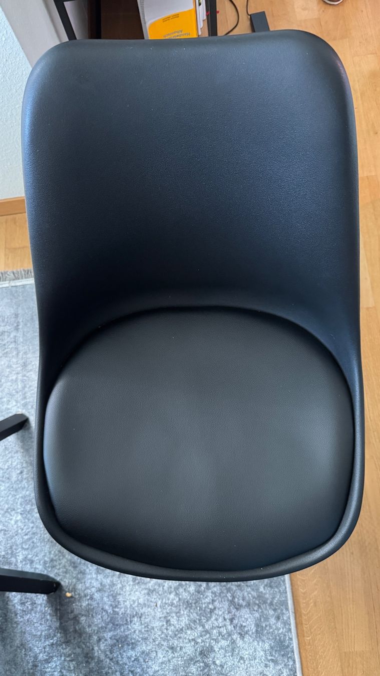 Chaises: 6 Esszimmerstühle – D'occasion à Zürich par halili 1
