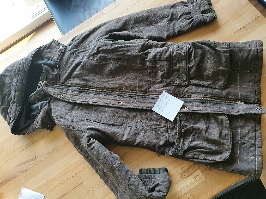 Giacche: Warmer Wintermantel Gr. 38 – Usato da Ebmatingen venduto da zeitlos-gesund.ch
