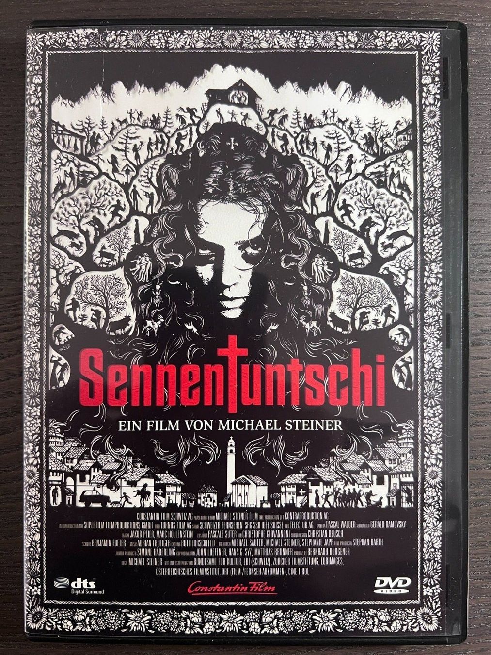 Tutti i DVDs: Sennentuntschi – Usato da Zürich venduto da FilmFreunde