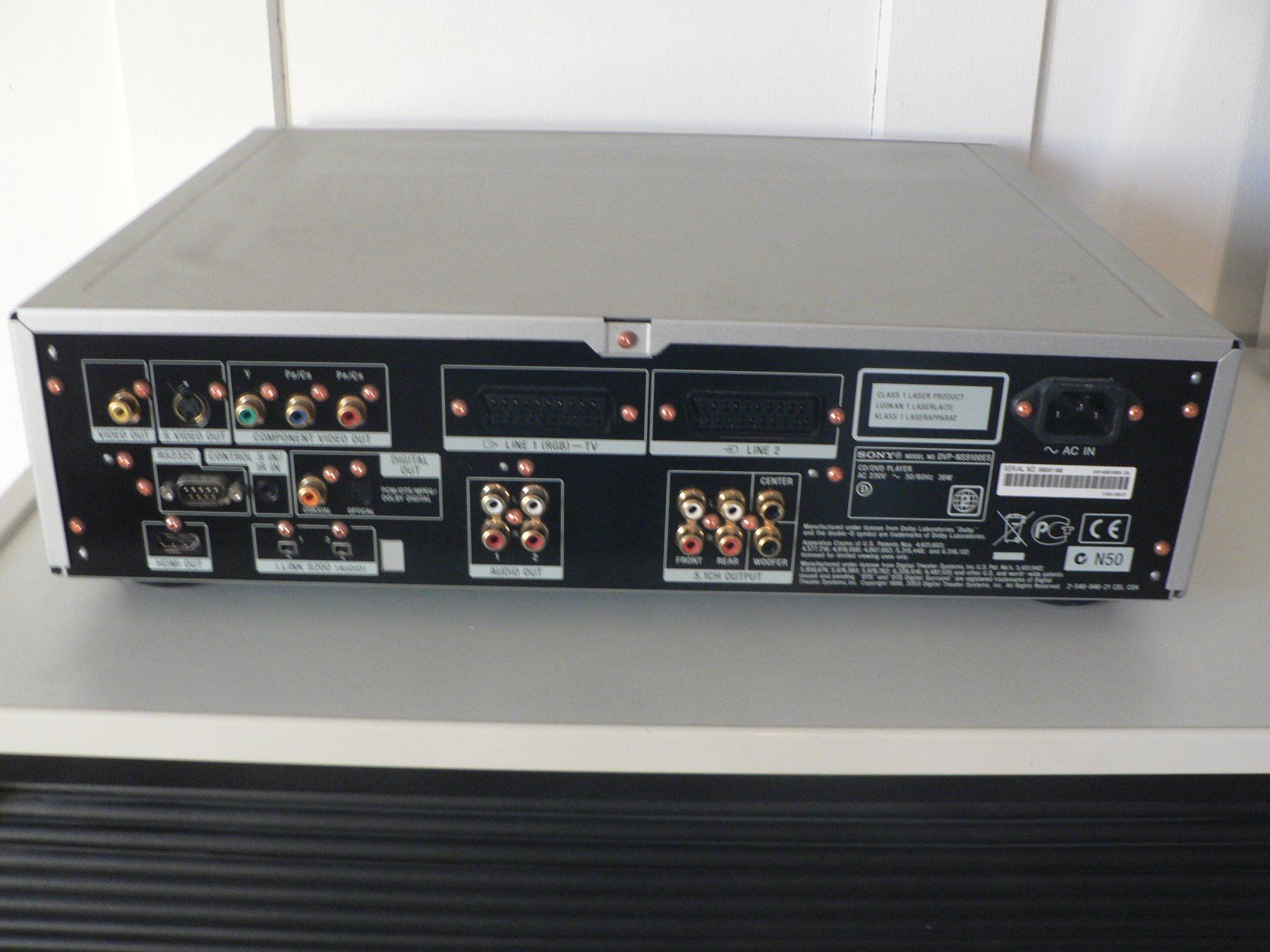 Sony Lettore multimediale & Streamer: HIFI SONY CD/DVD Player DVP NS9100ES – Difettoso da Uerikon venduto da Kdp529 2
