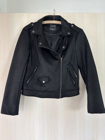 Chicoree Bikerjacke schwarz Grösse M, nur einmal getragen!