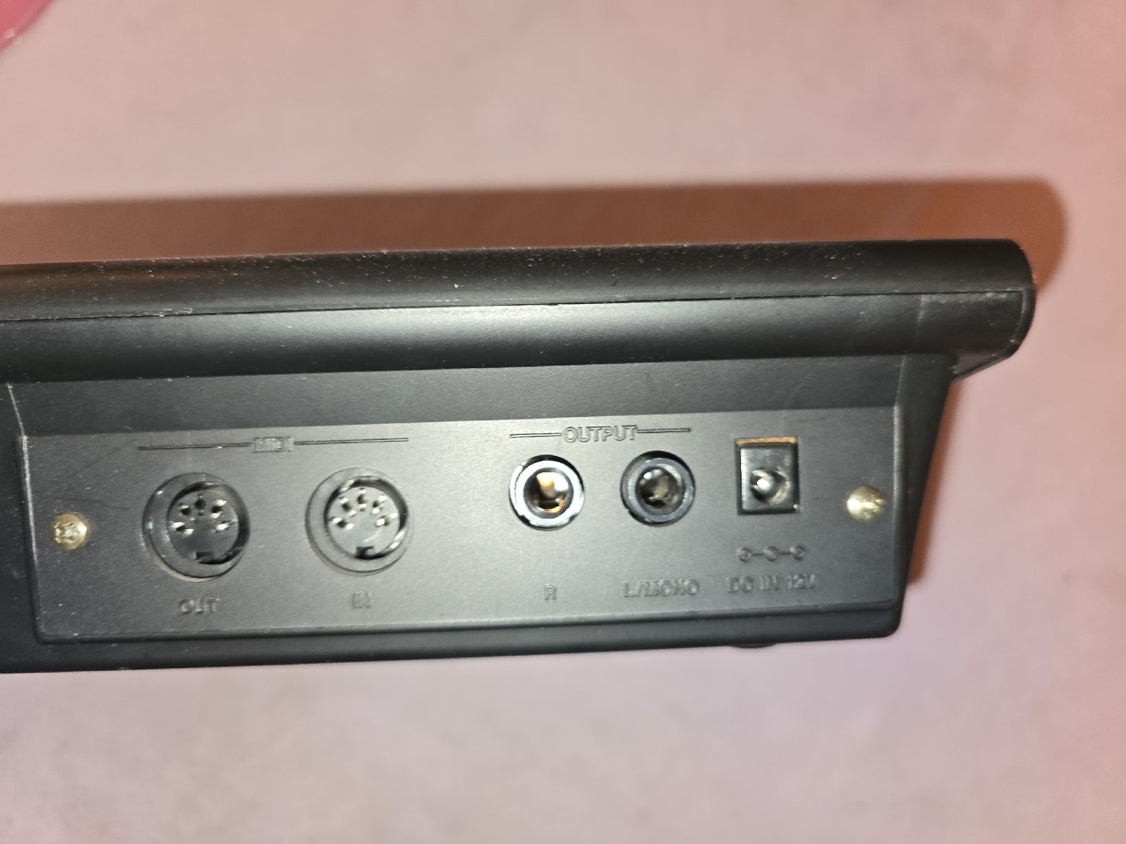 Kawai Strumenti musicali: KAWAI GB-2 SESSION TRAINER – Usato da Zürich venduto da Antiquedealer 2
