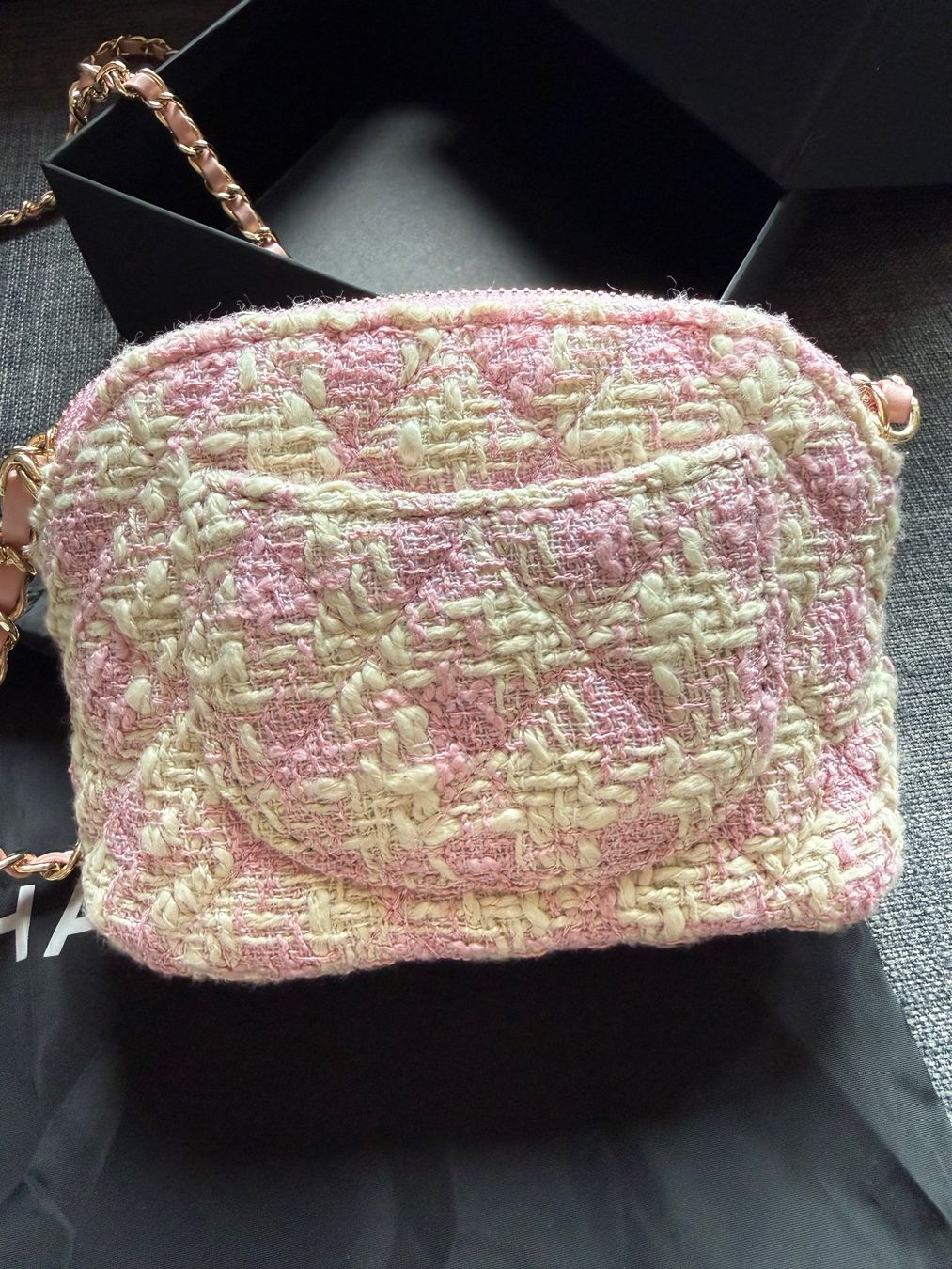 Chanel Sacs femmes: Chanel Pink Houndstooth Tweed Bag – Neuf avec emballage d'origine à Luzern par sas_r89l 2