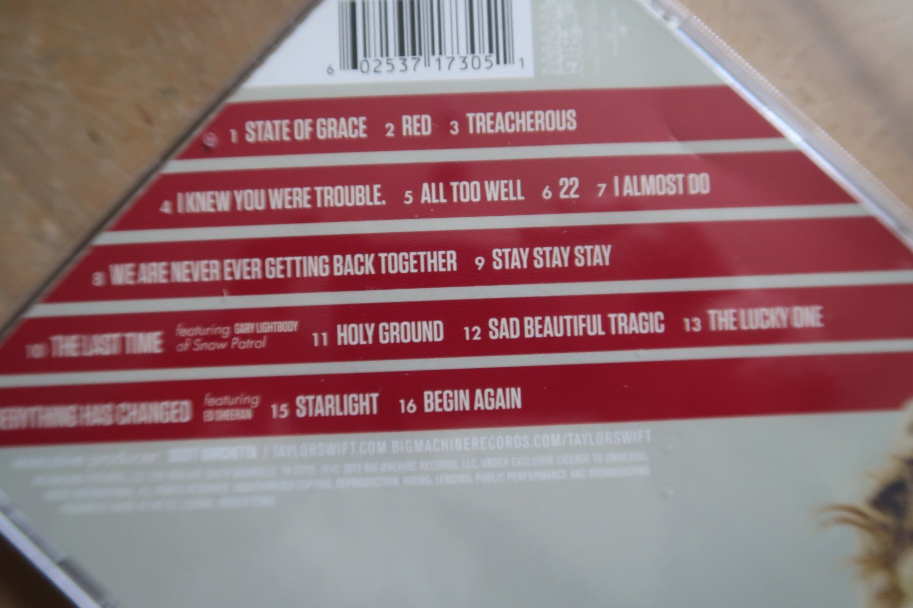 CD: TAYLOR SWIFT - RED - CD – Usato da Basel venduto da Patiscat 2