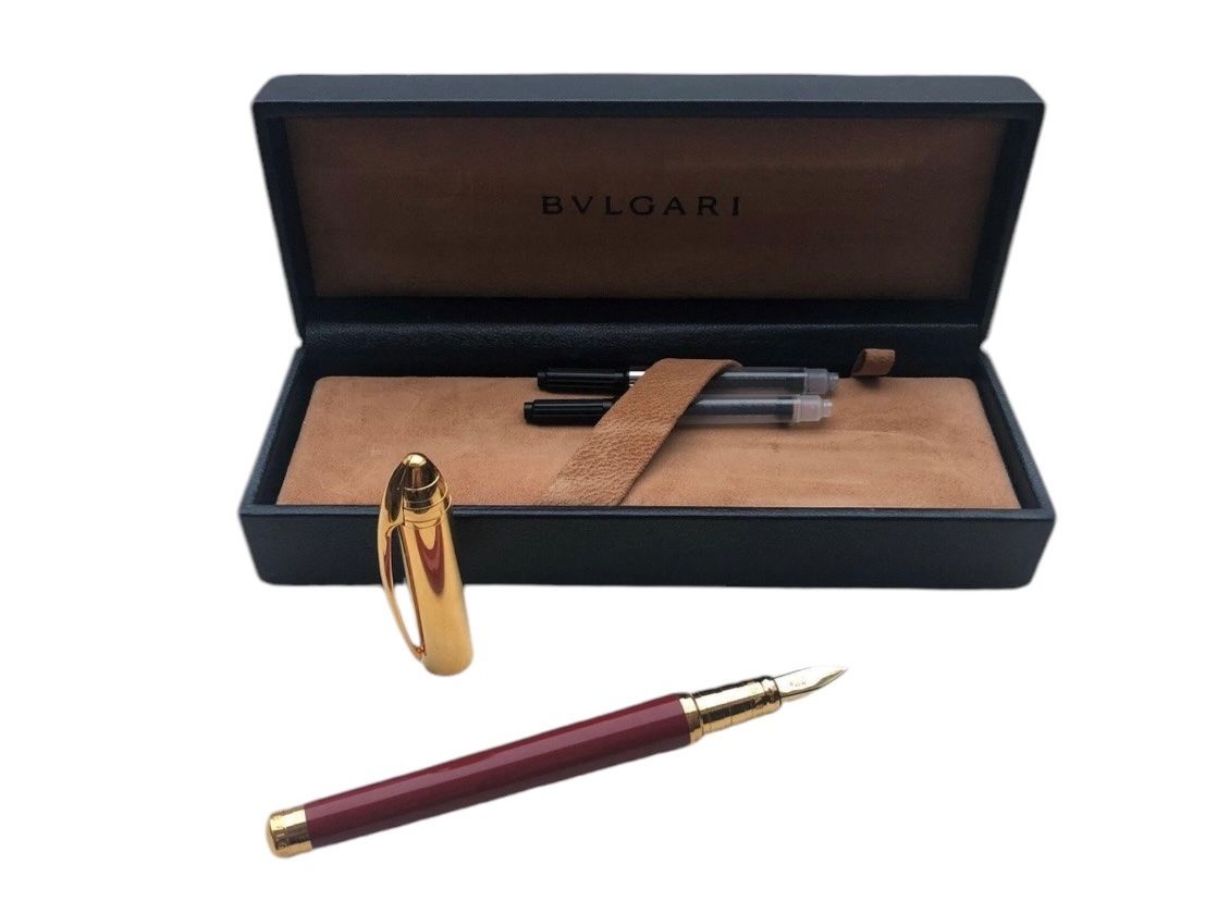 Il mondo degli animali: Plume / Füller Bvlgari – Usato da Dotzigen venduto da SecondHandGems 1