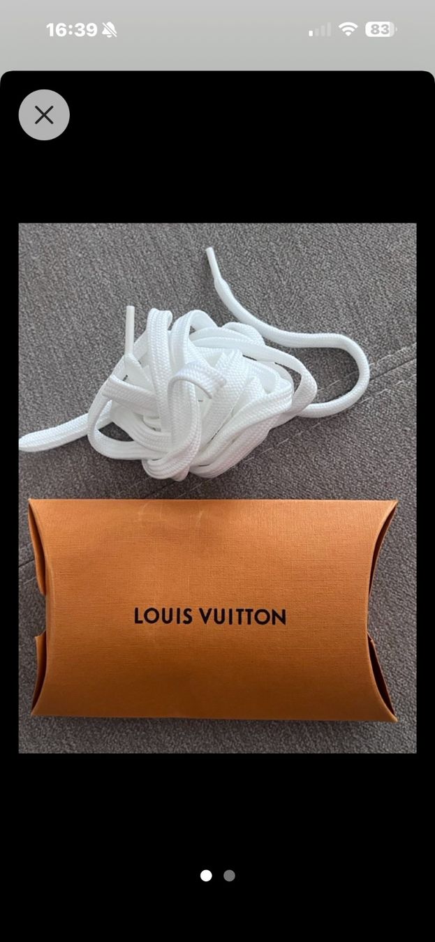 Louis Vuitton Scarpe da uomo: Louis Vuitton Schnuersenkel, Original, Neuwertig – Nuovo e nell'imballaggio originale da Regensdorf venduto da weiningerl