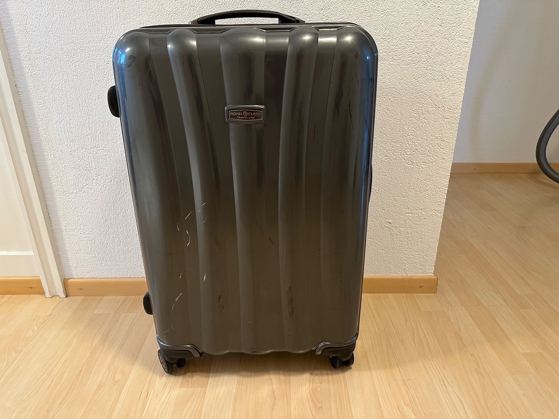 Reisekoffer: Reisekoffer - Royal Class Travel Line – Gebraucht aus Oberurnen von
