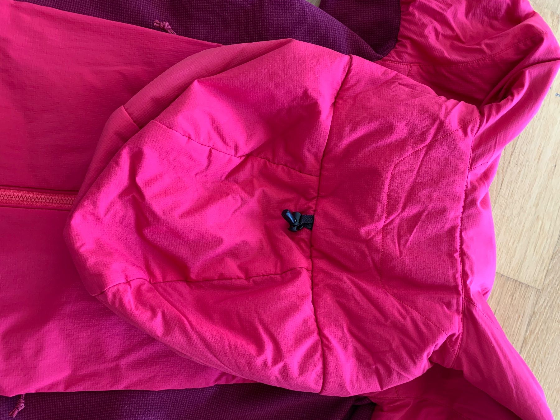 Arcteryx Jacken: Arc'teryx Damenjacke pink – Gebraucht aus Gamprin von Senfkorn11 3