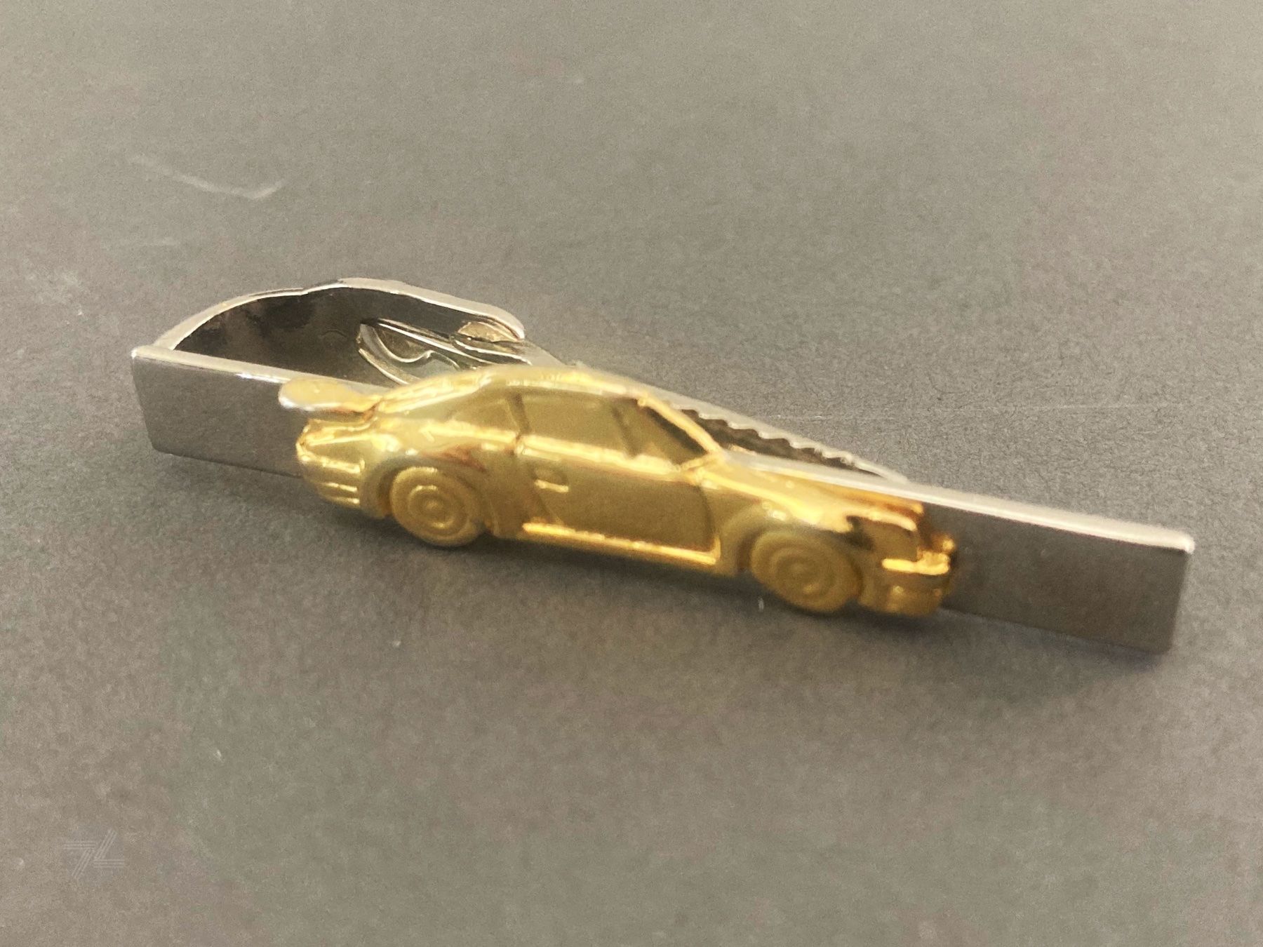 Porsche Placchette & Badge: Porsche 911 Krawattennadel Clip – Usato da Wetzikon ZH venduto da cyan74 1