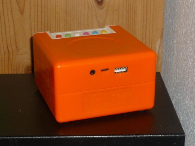 Migros Giocattoli: MIGROS-BOX + FIGUREN – Usato da St.Gallen venduto da Anso 2