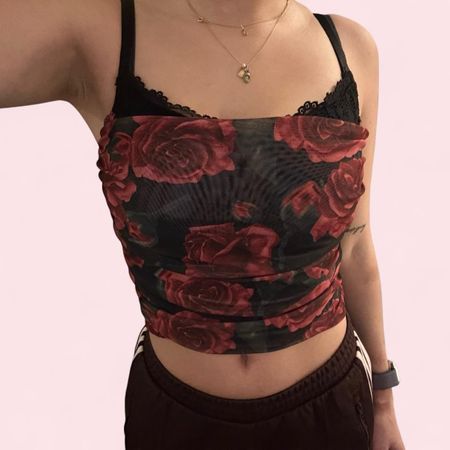 Crop Top mit Rosenmuster schwarz rot; Gr. S