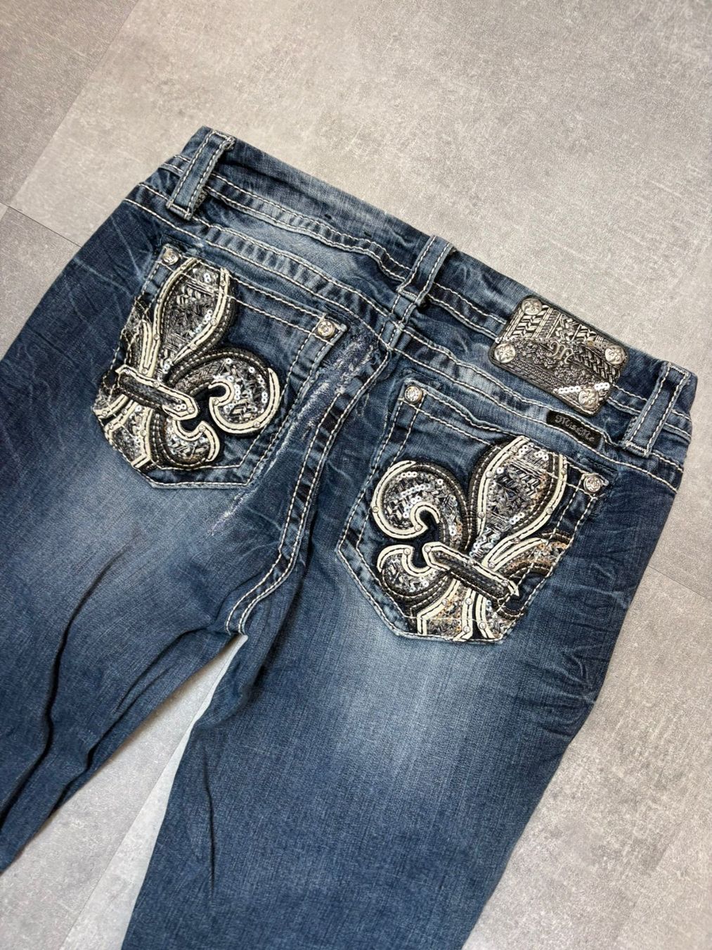 Jeans: Miss Me Bootcut Flared Jeans - Grösse L/29 – Usato da Werdenberg venduto da hase.vintage