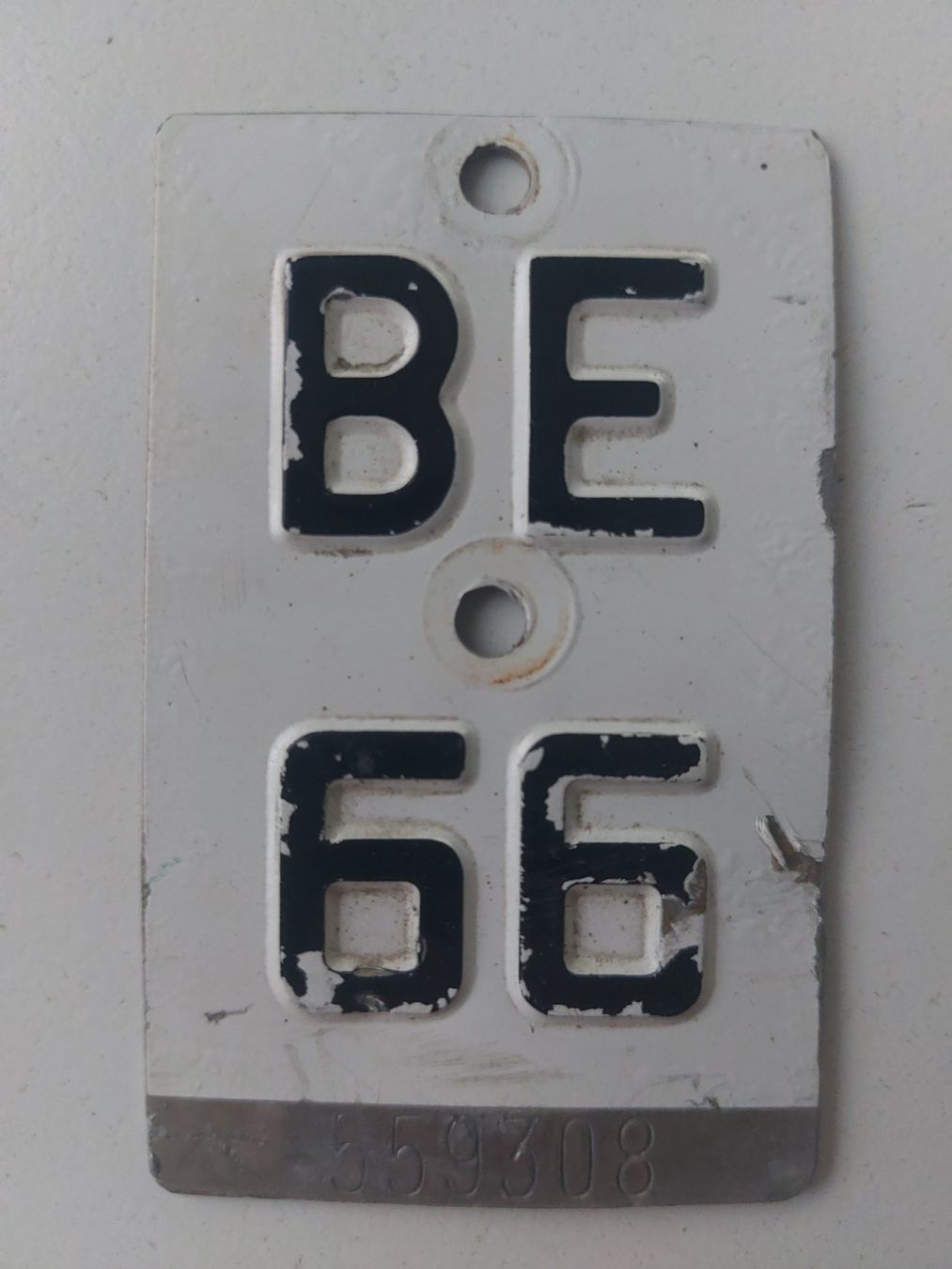 Sachs Insegne: Velonummer BE 66 weiss Mofanummer plaque Mofa – Usato da Schenkon venduto da Uhu007
