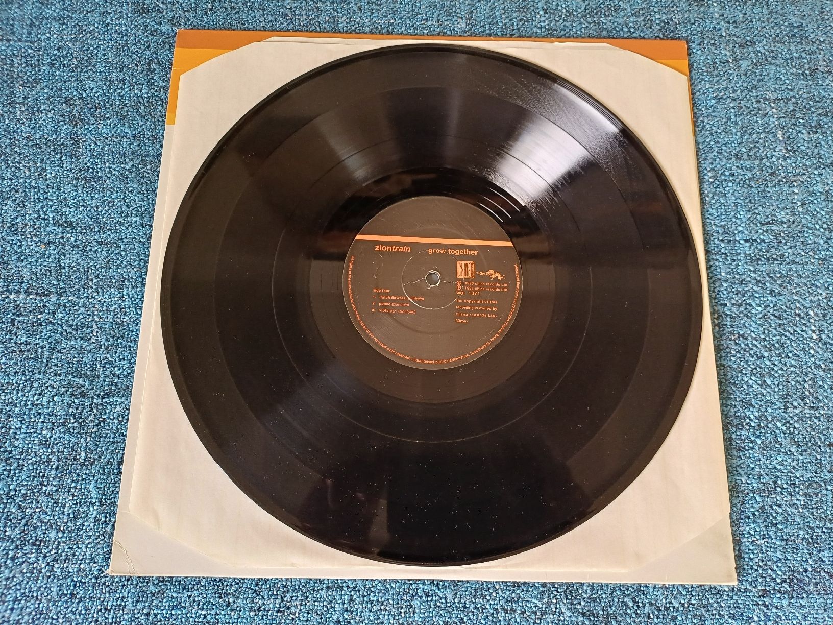 Dischi in vinile: Zion Train "Grow Together" 2xLP – Usato da Begnins venduto da Drastic-Sound 4
