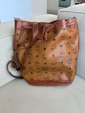 MCM Beuteltasche braun Monogram Canvas Leder guter Zustand
