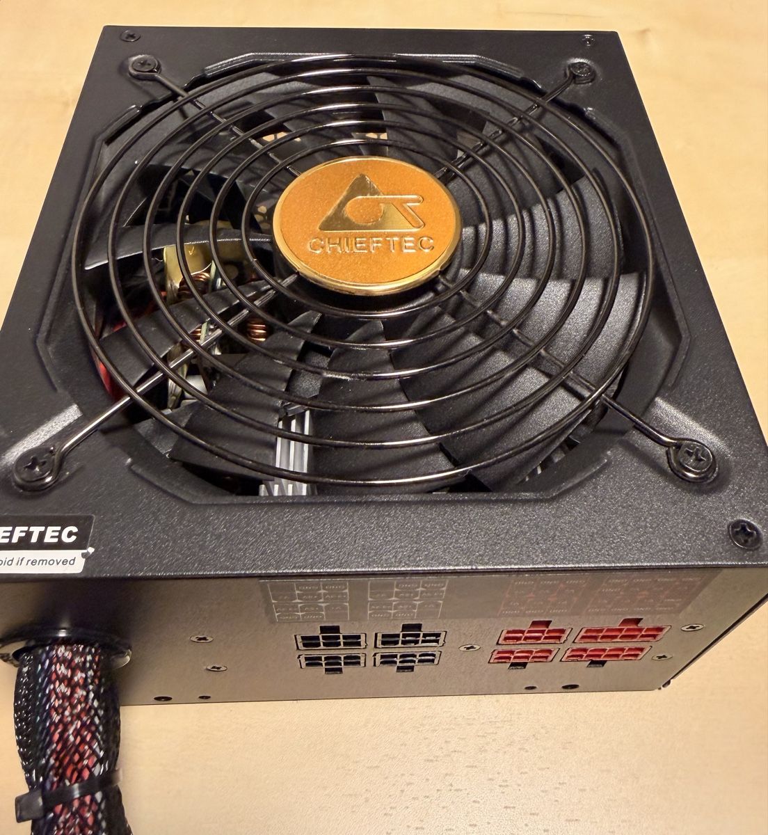 Chieftec Componenti elettronici: Chieftec APS-850CB 850W Netzteil – Usato da Heerbrugg venduto da predch 3
