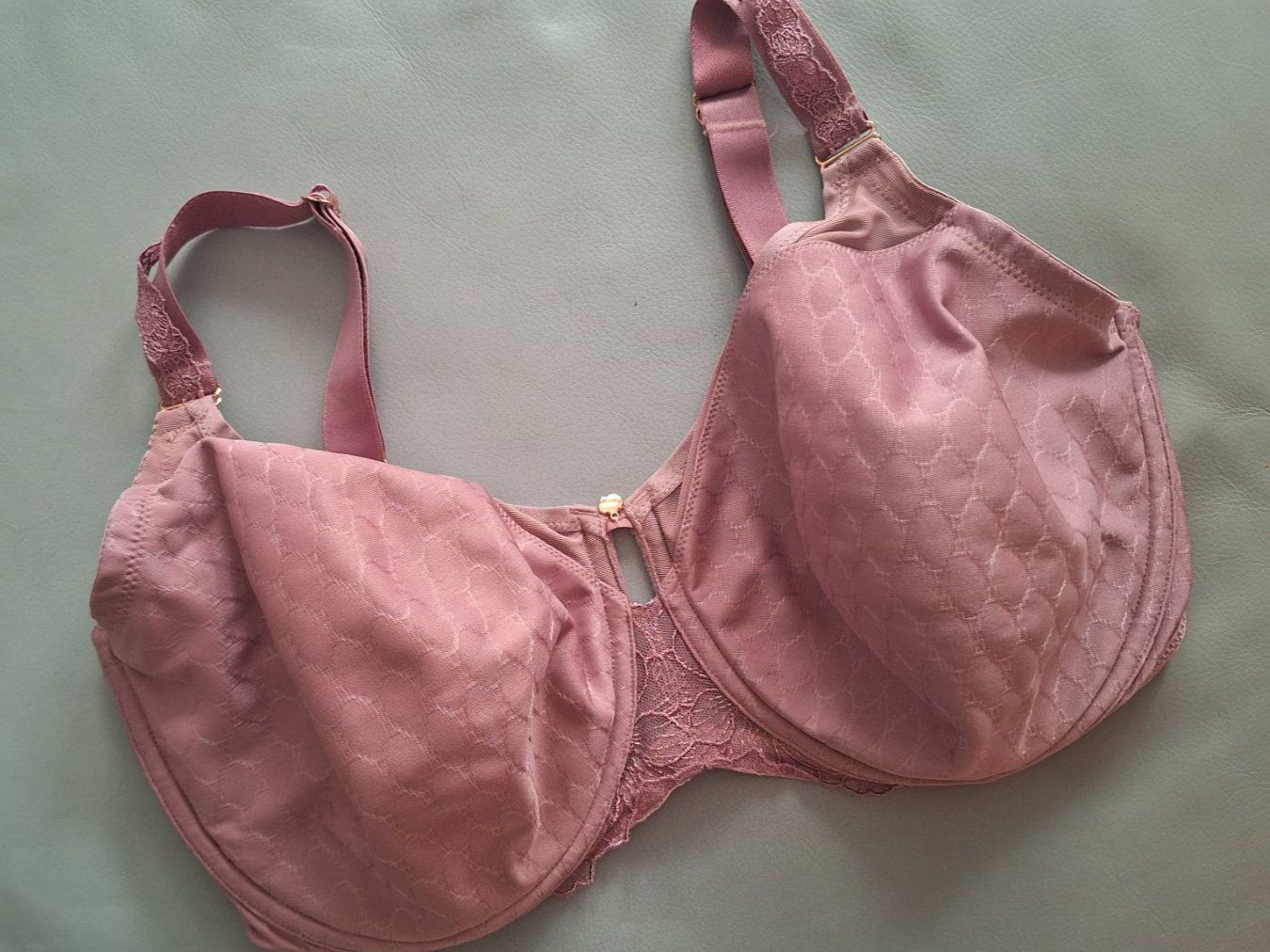 Triumph Altra biancheria intima: Triumpf Florale  Bügel BH  Gr. 85 G – Usato da Dornach venduto da majo8689