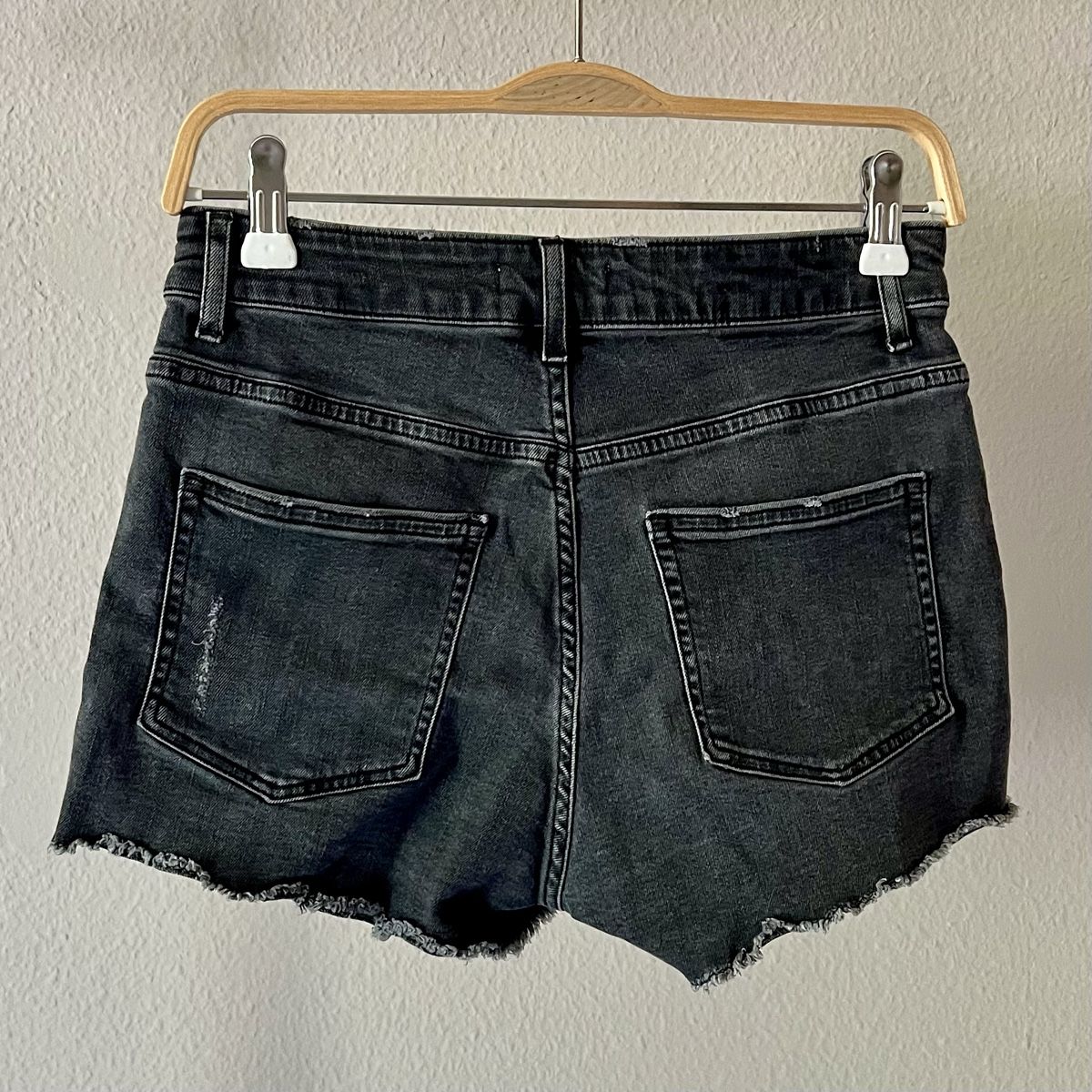 H&M Jeans: Denim Shorts – Neu (gemäss Beschreibung) aus Lütisburg von mahee 2