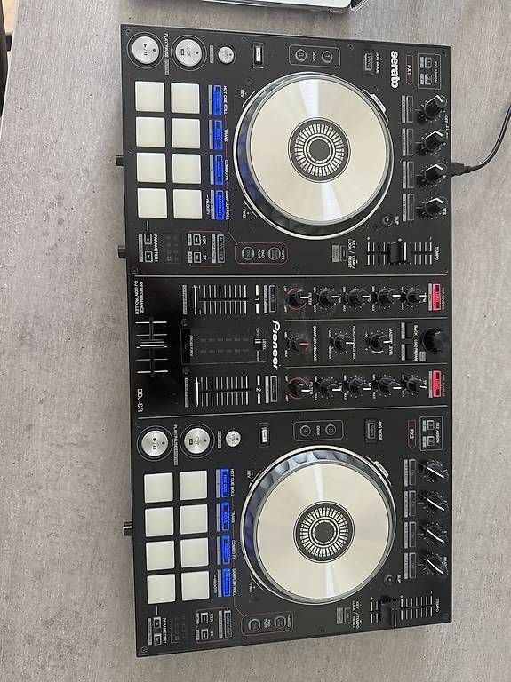 Pioneer Console di mixaggio: DDJ-SR – Usato da Vésenaz venduto da Ivan_bortolotti 1