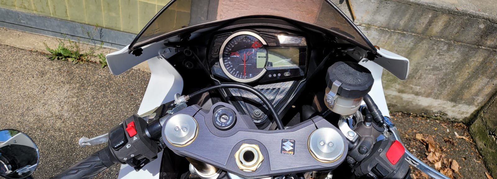 Suzuki Strada: Suzuki GSX R750 – Usato da Niederwangen BE venduto da Uno22Turbo 4
