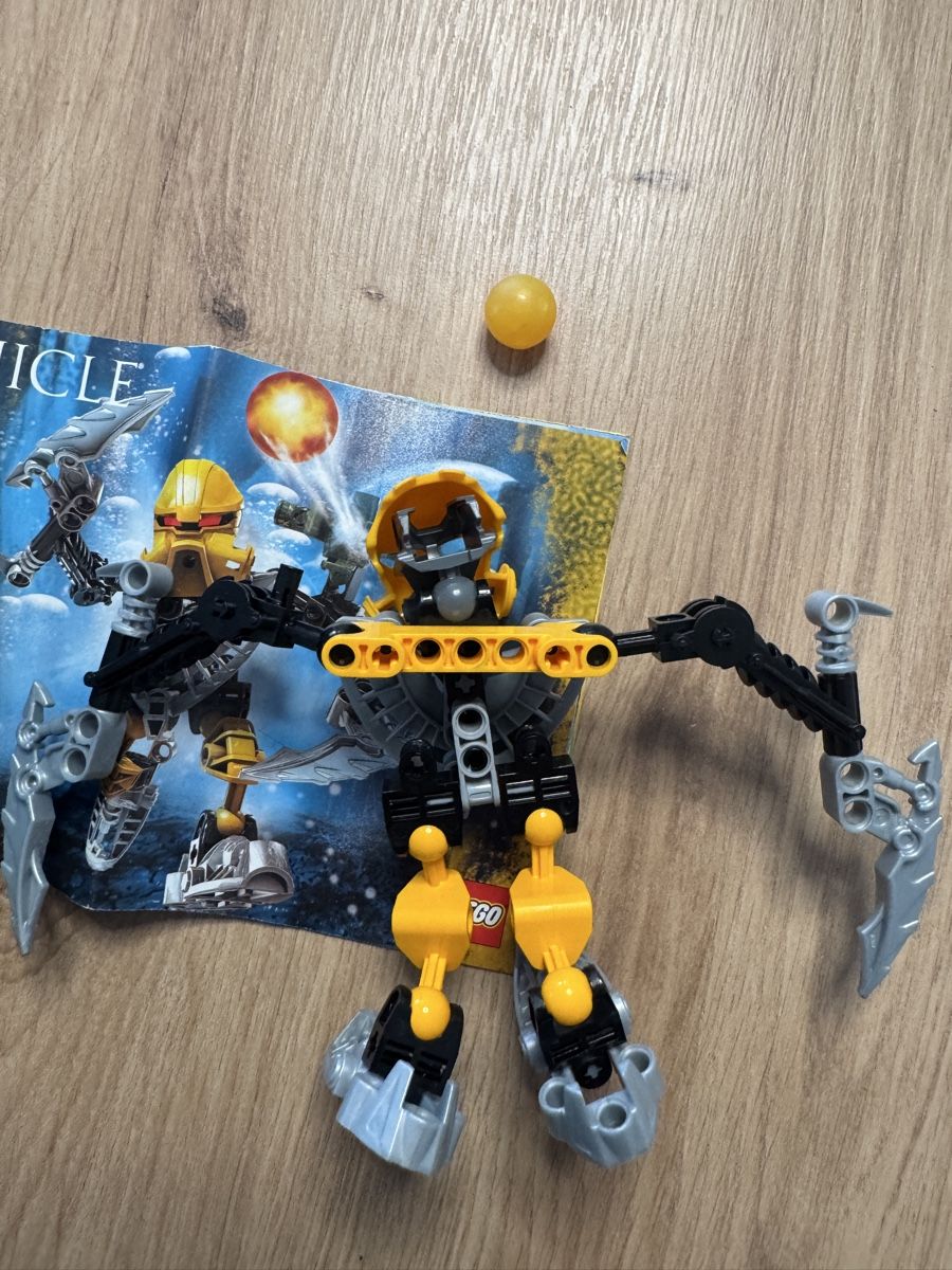 Lego Jouets: LEGO Bionicle Dekar 7-16 8930 gebraucht – D'occasion à Biberist par etesummer 5