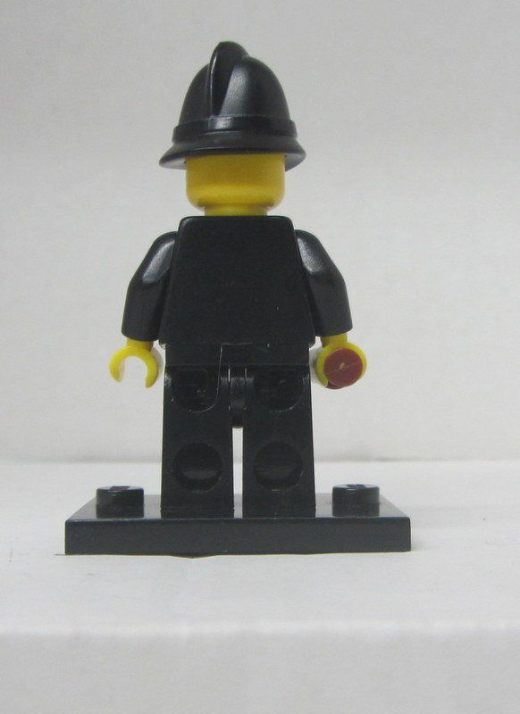 Lego Kit di costruzioni: LEGO Collectible Minifigures col177 " Constable " – Usato da Kreuzlingen venduto da heinrich7h 1
