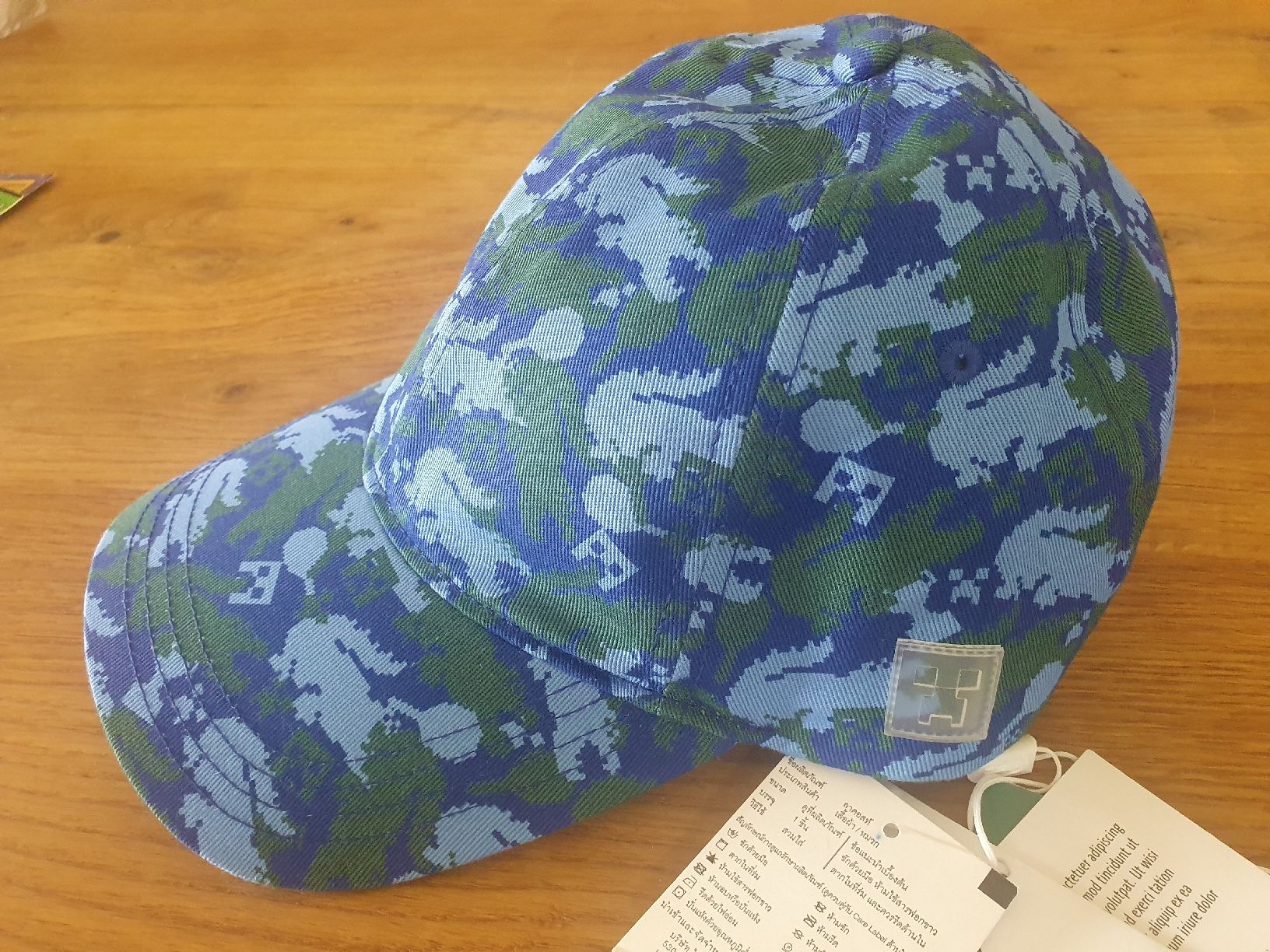Lacoste Copricapi, berretti & cappellini: Casquette LACOSTE X Minecraft – Nuovo e nell'imballaggio originale da Fribourg venduto da Air_i7891