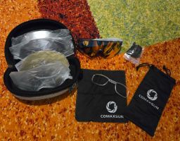 Coole Comaxsun Sonnenbrille mit Wechselgläsern, neuwertig!