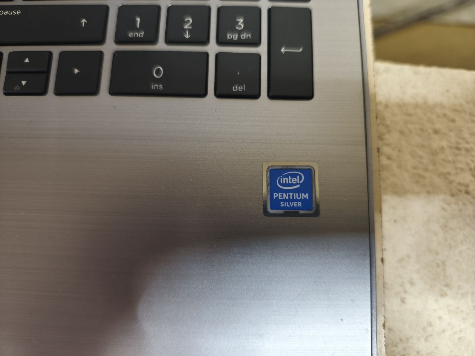 Hewlett Packard Portables: Hp 2500G 6 – D'occasion à Burgdorf par weggu.666 2