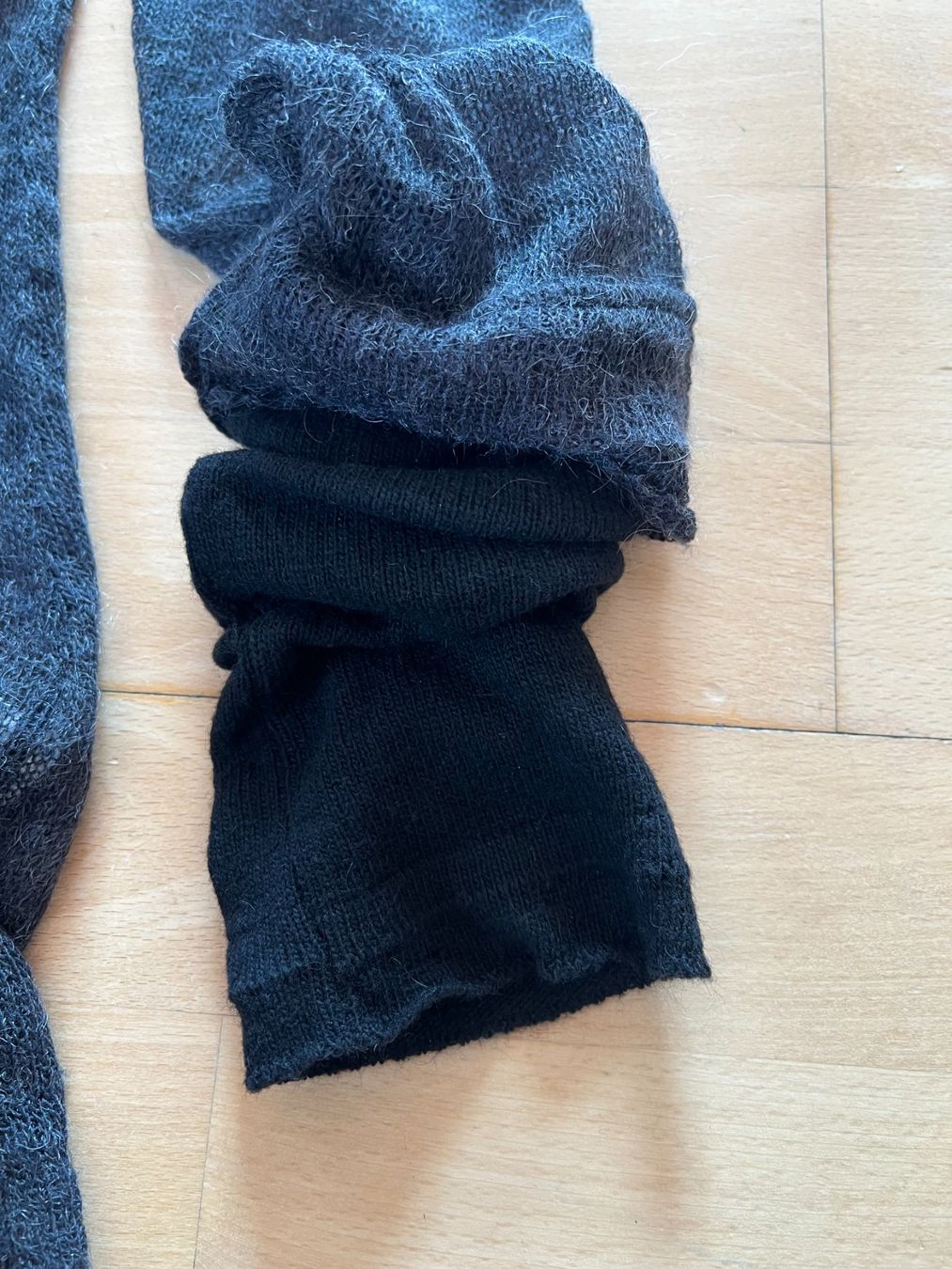 Maglioni & Felpe: NEXOS Damen Pullover, transparent in Gr. M, Schwarz, NEU – Nuovo e nell'imballaggio originale da Worb venduto da farben20zauber 6