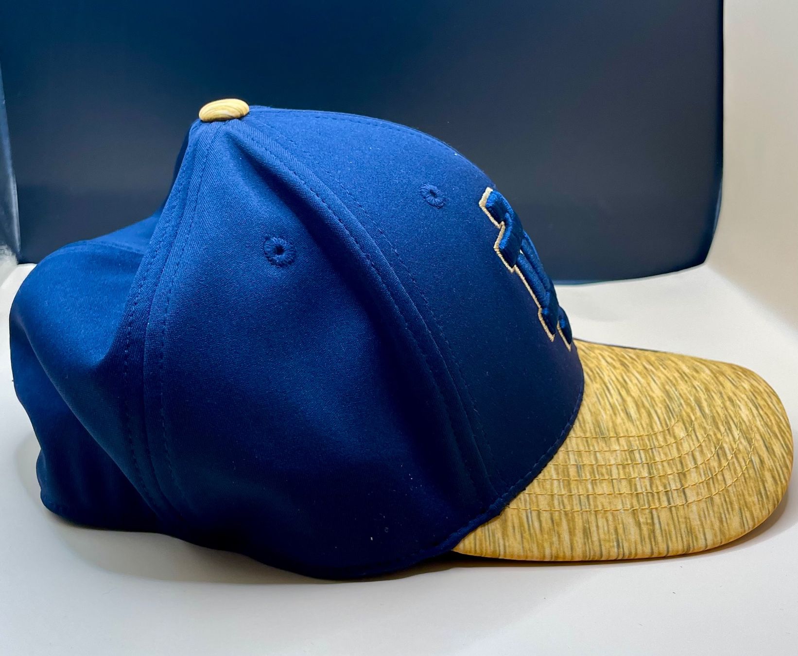 Copricapi, berretti & cappellini: Notre Dame University - Cap - One Fit – Nuovo (secondo la descrizione) da Marthalen venduto da honic25 2