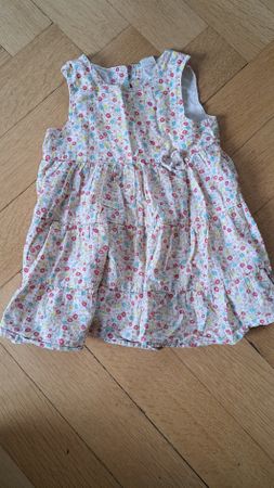 Sommerliches Blümchenkleid,Gr. 92