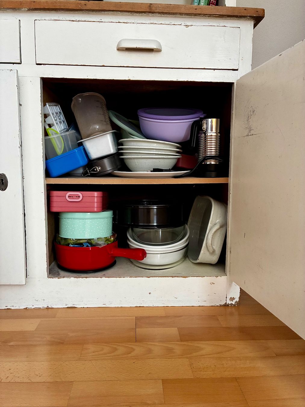 Credenze: Küchenbuffet – Usato da Winterthur venduto da 4Klang 3