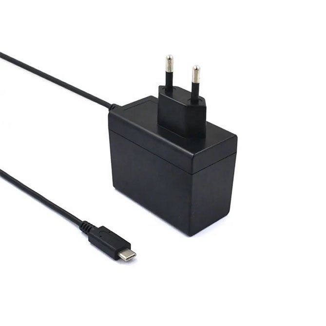 Adattatori & Cavi: Chargeur Nintendo Switch et Switch Lite – Nuovo e nell'imballaggio originale da Renens VD venduto da Accessoryworldch 1