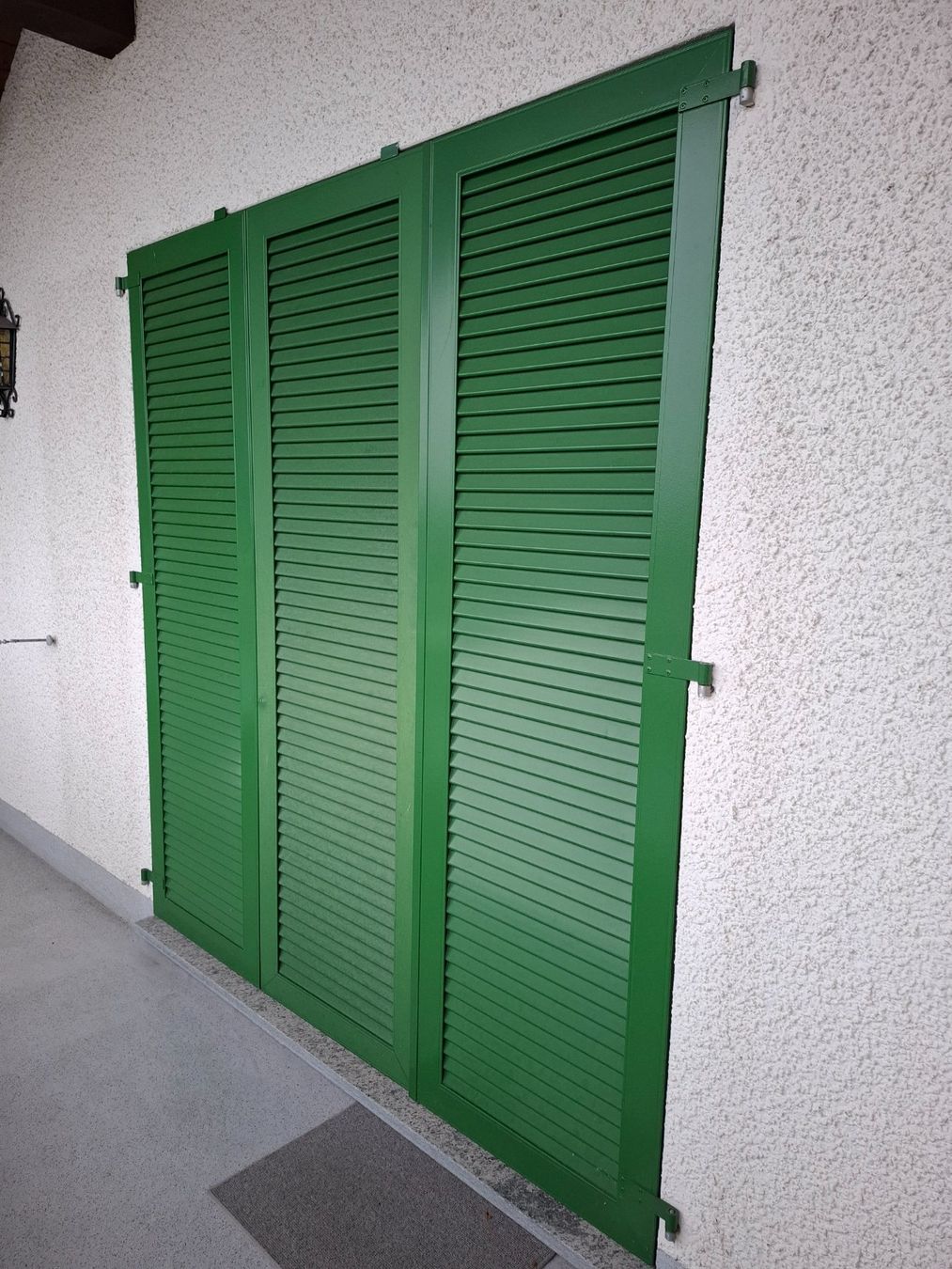 Fensterläden: Fensterladen Aluminium 3-teilig 184x197 cm – Gebraucht aus Eschlikon von Timotwo