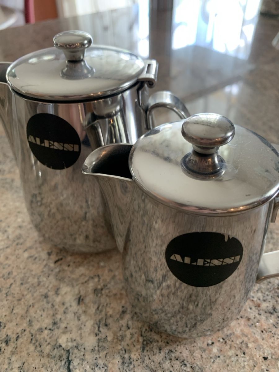 Alessi Geschirr: Milch - und Kaffeekännchen ALESSI – Neu (gemäss Beschreibung) aus Dietlikon von