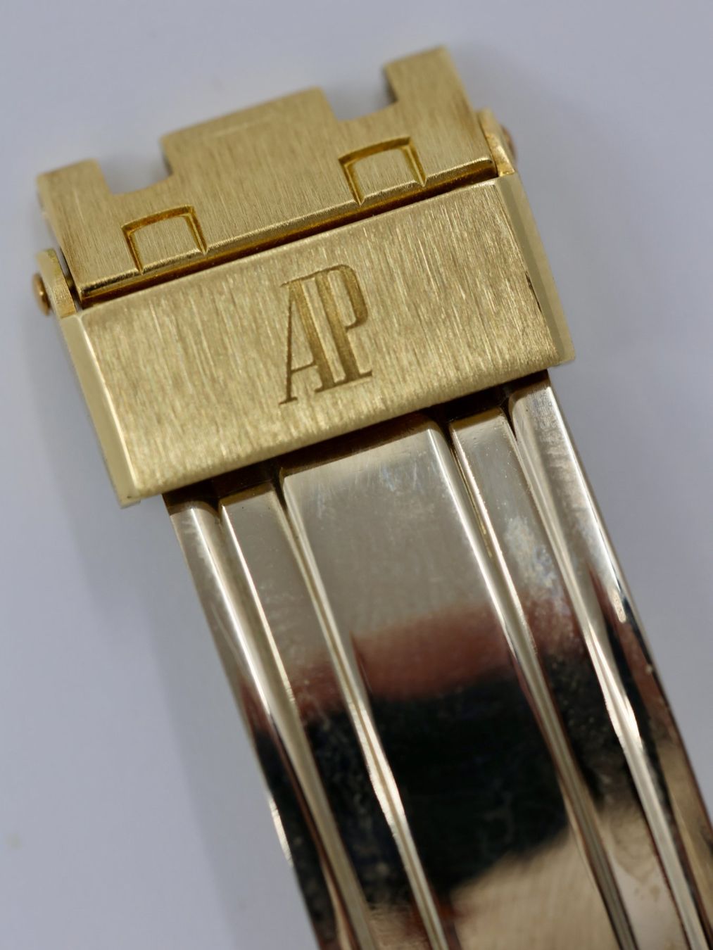 Audemars Piguet Montres: Audemars Piguet Royal Oak 4100BA – D'occasion à Zürich par Lazulivintagewatches 8