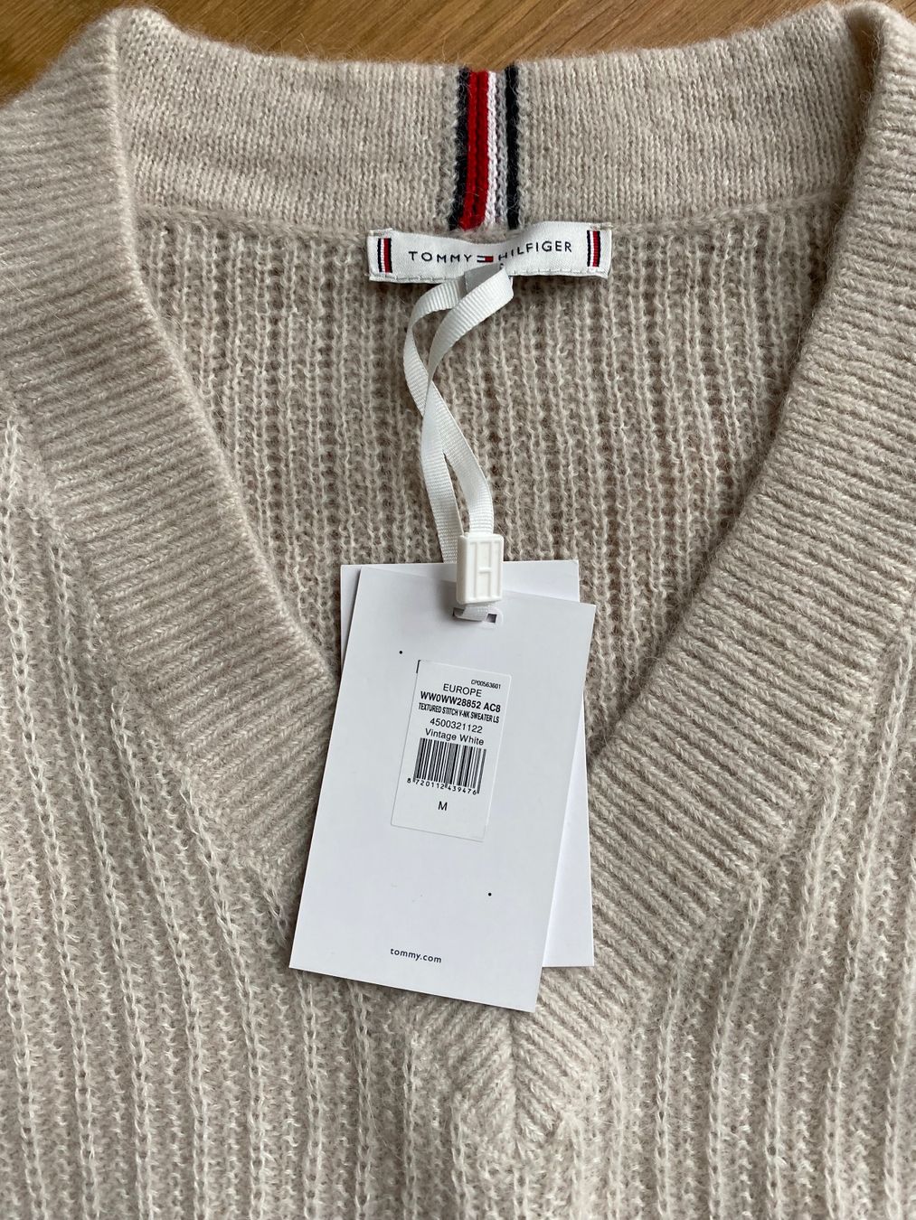 Tommy Hilfiger Maglioni & Felpe: Pullover von Tommy Hilfiger – Nuovo e nell'imballaggio originale da Baar venduto da rel_9lvy 1