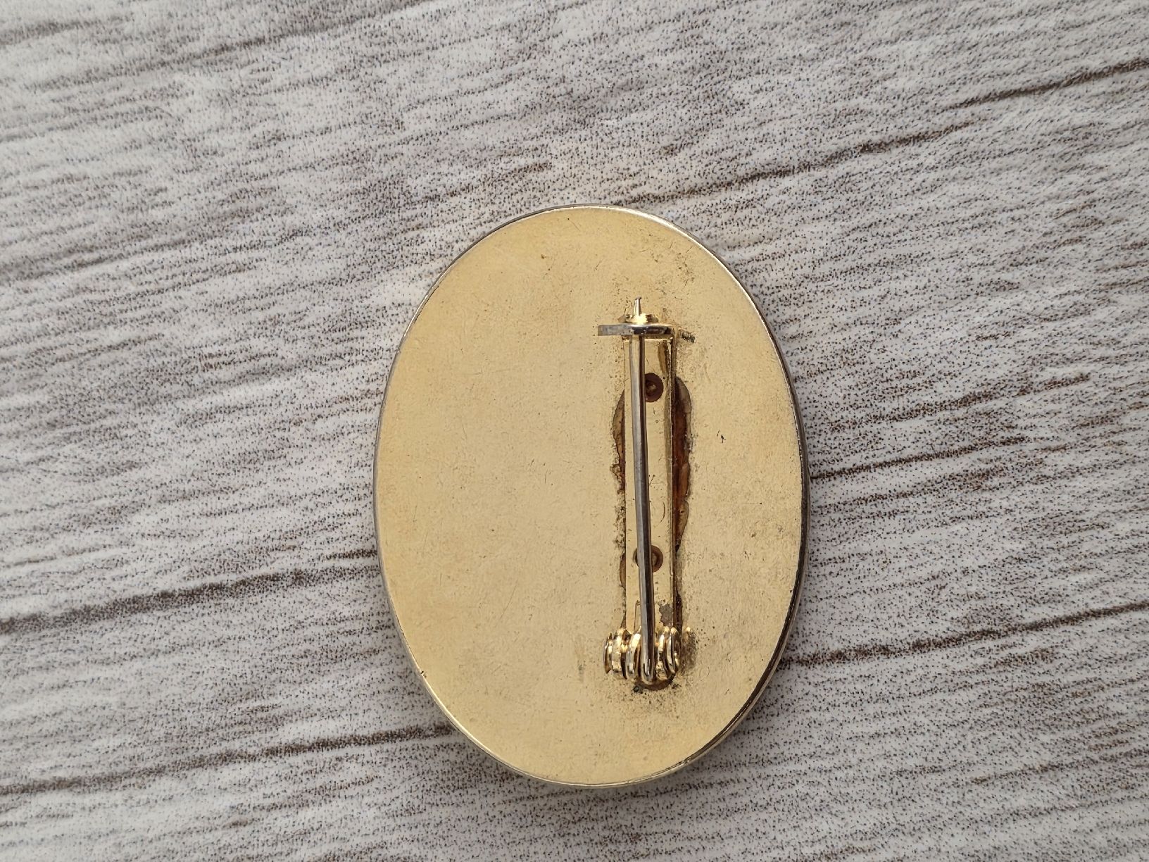 Broches & Aiguilles: Brosche Oval mit getrockneten Blumen  – D'occasion à Dorf par Echo_Elements 1