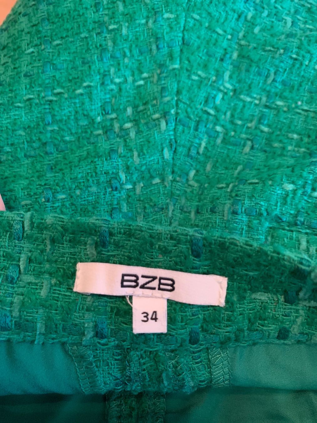 Pantaloni: Joli short vert BZB taille 34 – Usato da MEYRIN venduto da Gwendo10 2