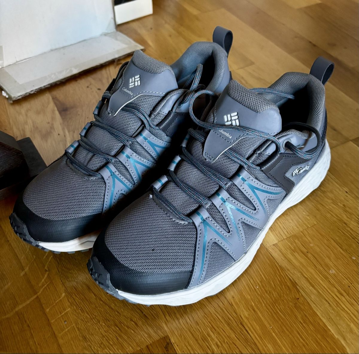Columbia Scarpe da uomo: Paire de basket Columbia – Nuovo (secondo la descrizione) da Estavayer Le Lac venduto da sico1260