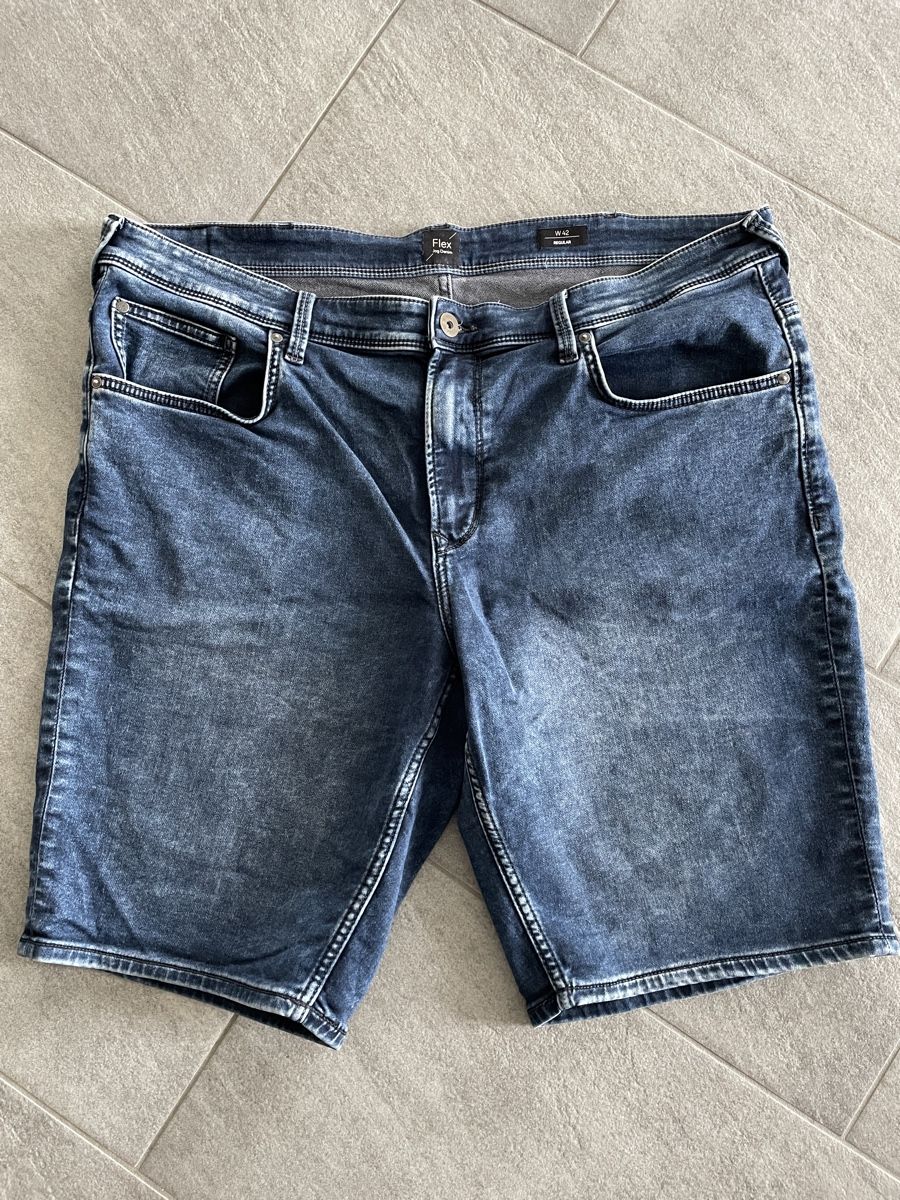 C&A Jeans: Jeans Shorts – Usato da Leibstadt venduto da Dany603