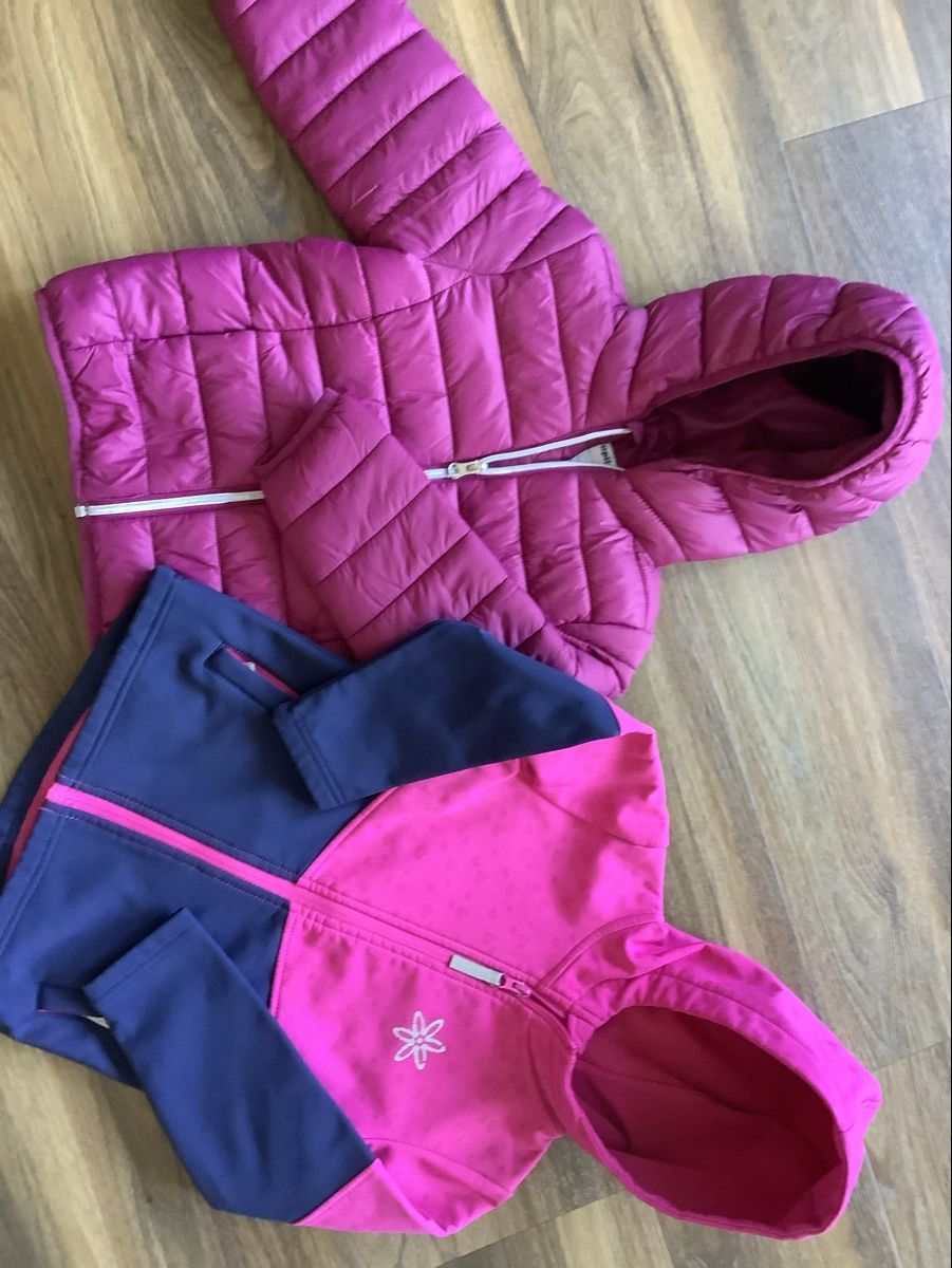 Kleiderpakete & -sets: Steppjacke und Softshelljacke f. Mädchen Gr. 110 . – Gebraucht aus Walzenhausen von Thomas0891