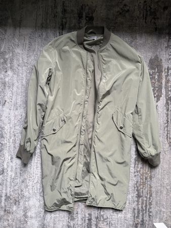Brand new Bershka lightweight wind jacket, size S