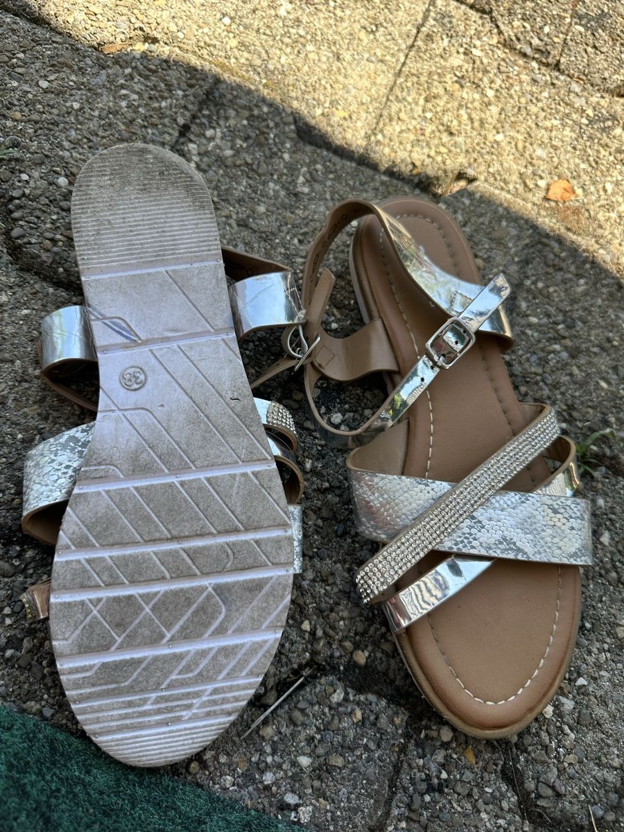 Graceland Chaussures femmes: Damensandalen Graceland  – D'occasion à Zufikon par tam_gfx6 1