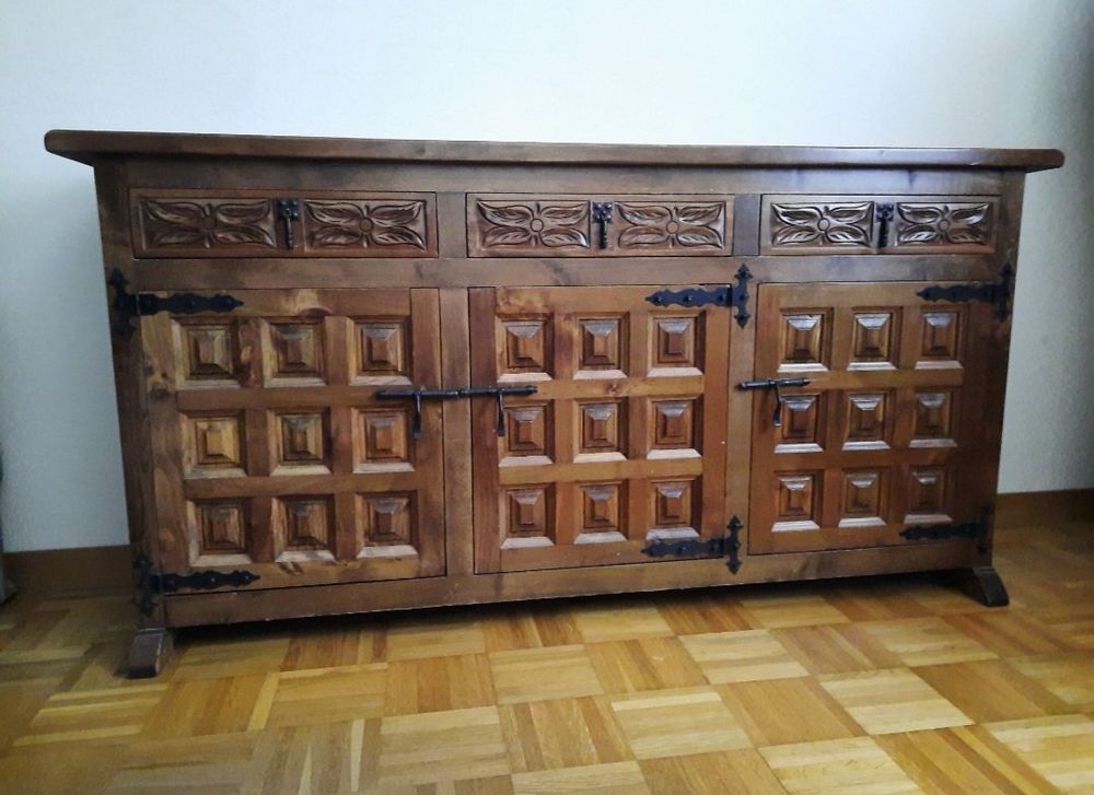 Spanisches Sideboard im Barockstil 1