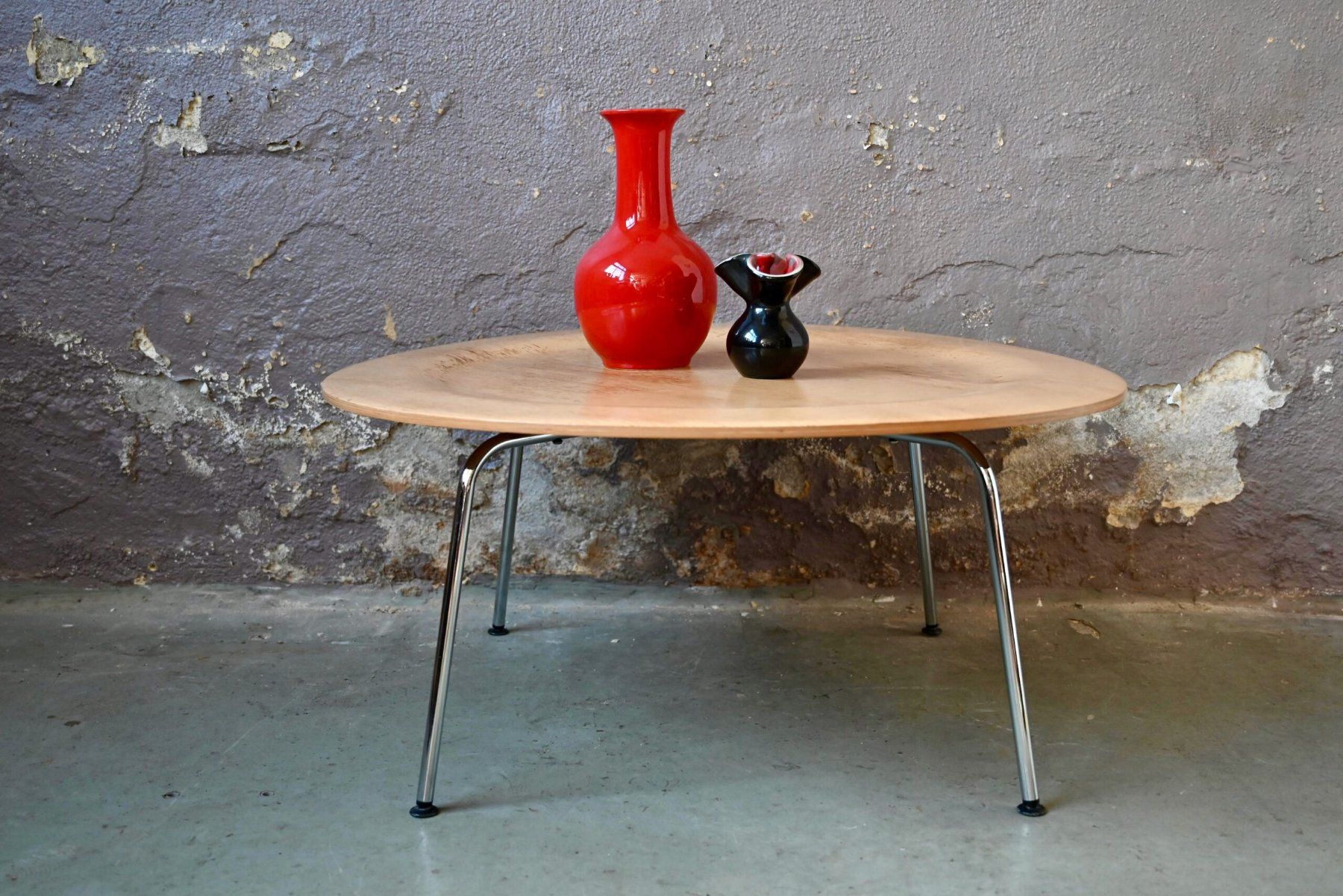 Tische: Table basse CTM Ray & Charles Eames pour le salon design – Gebraucht aus COLMAR von Sophiebellelurette