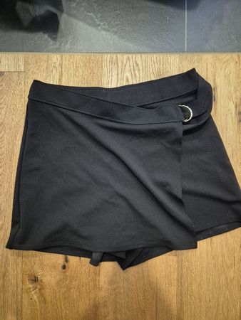 Hosenrock Skorts schwarz Grösse L wenig gebraucht