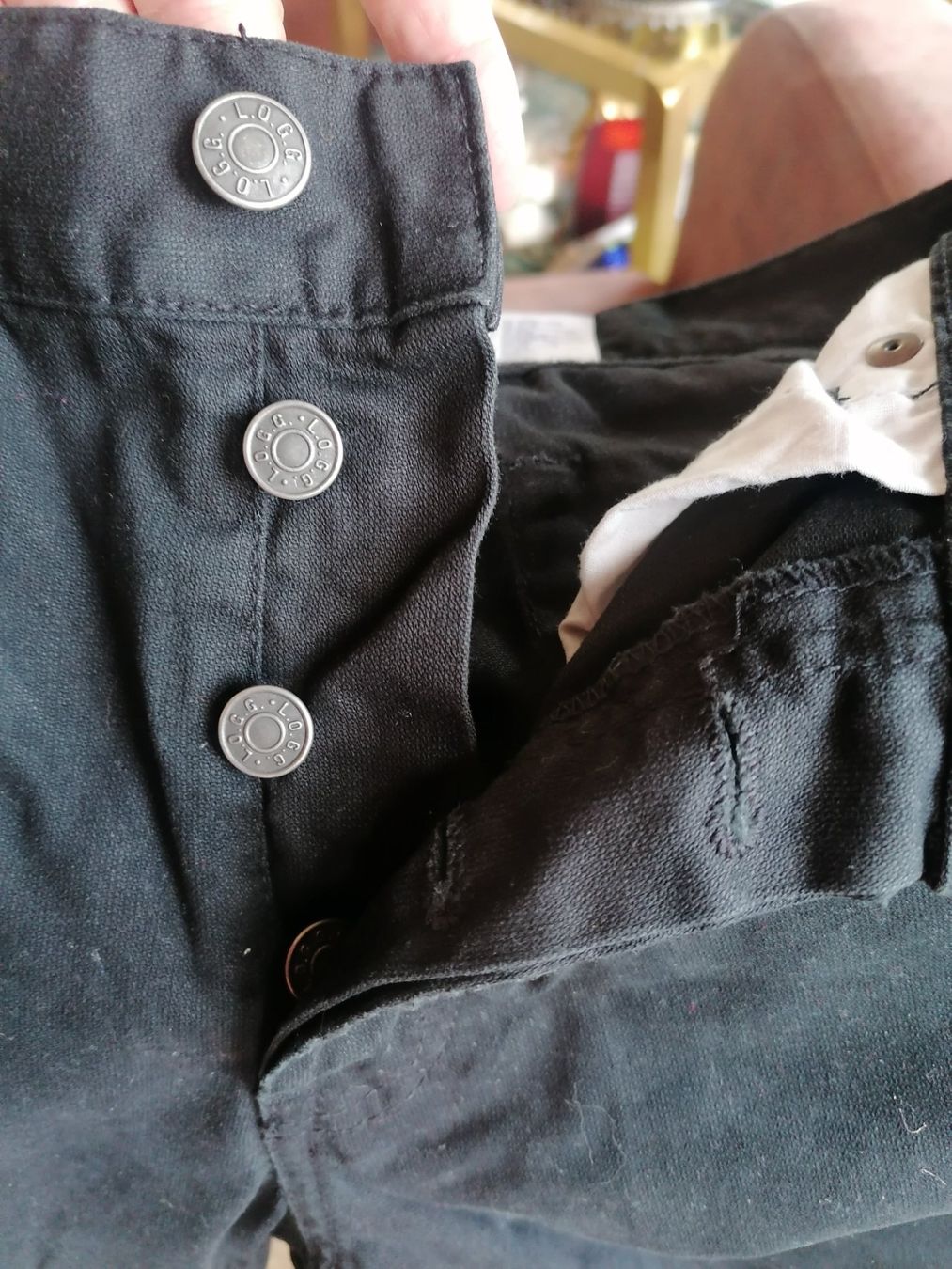 H&M Jeans: Jeans Mann schwarz h&m 33/34 – Usato da Bedigliora venduto da Dolcezza0
