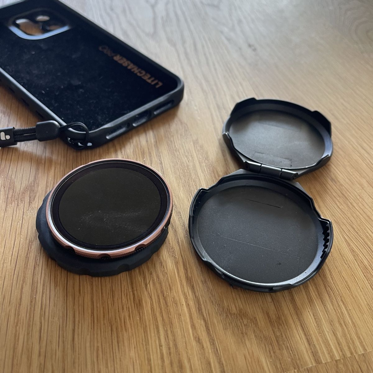 Polarpro Filtri: Polarpro LiteChaser Pro Mist Filter 3-5 mit iPhone Case – Usato da Reinach BL venduto da Graphix 2